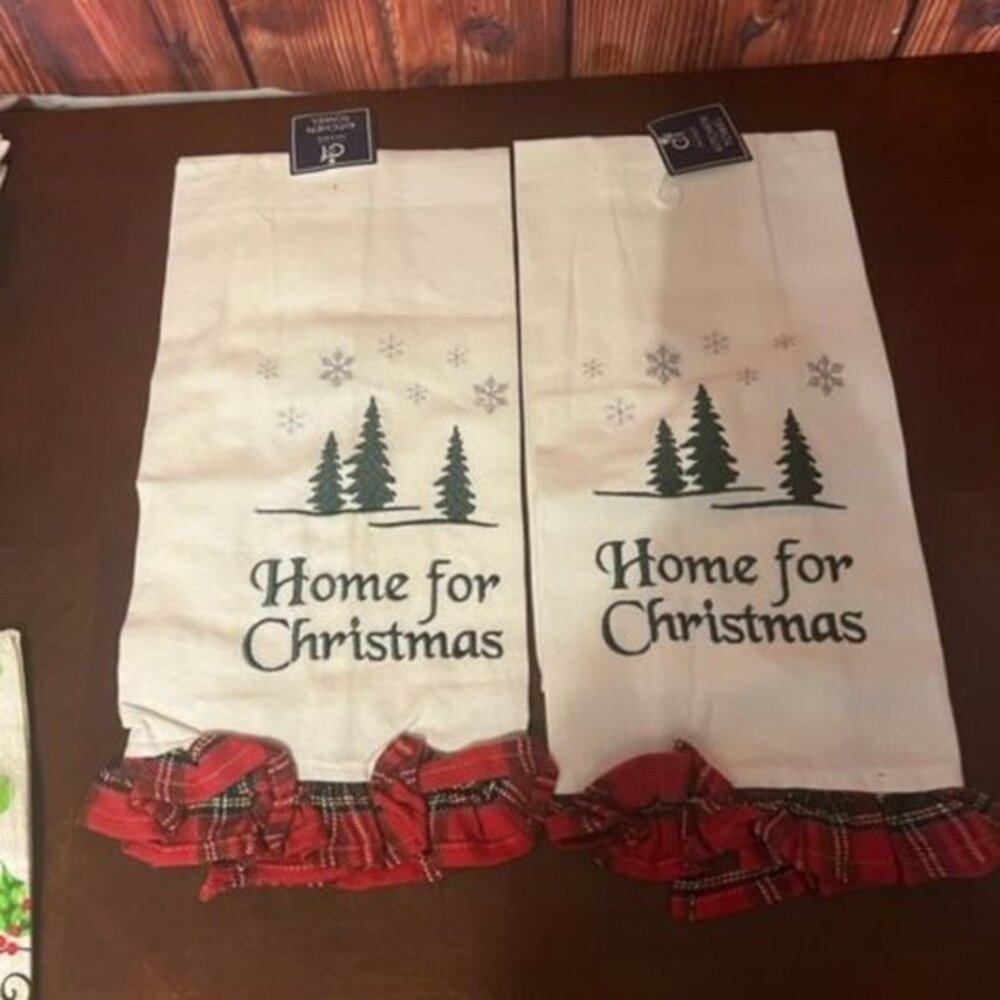 C&F‎ Home Kitchen  Towel Set - Home For Christmas Design Cotton Plaid Ruffle